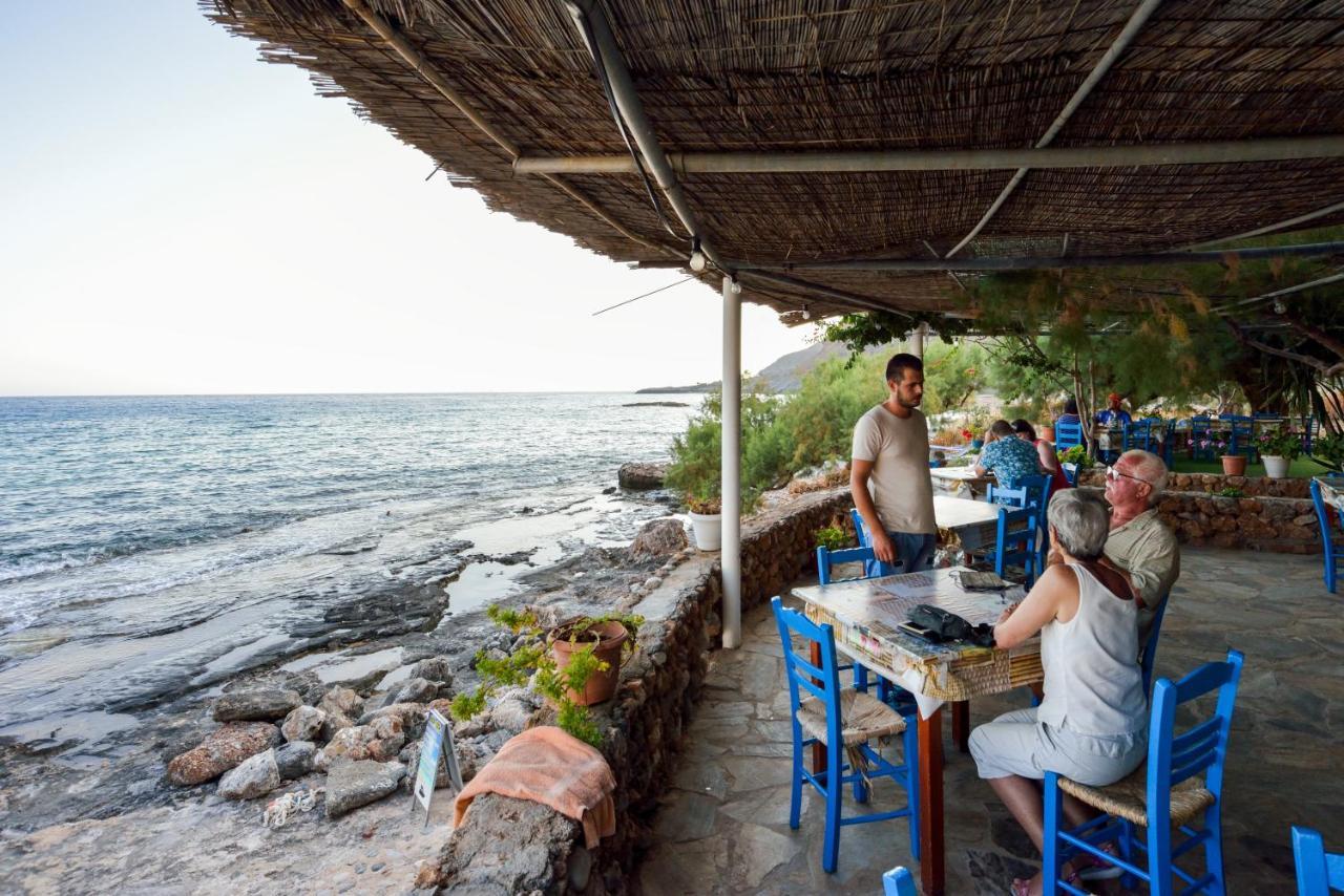 Taverna Akrogiali Loutró Extérieur photo