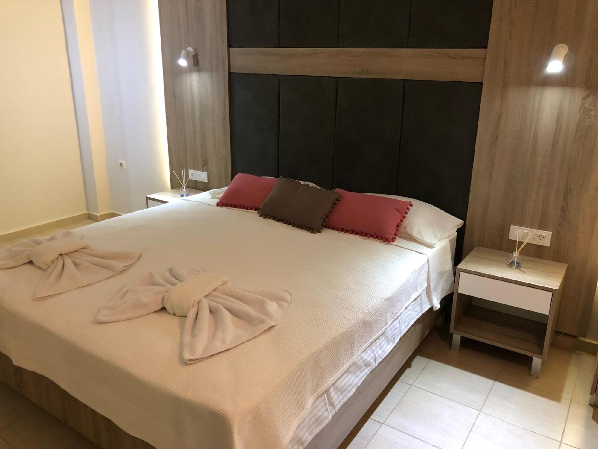 Taverna Akrogiali Loutró Chambre photo