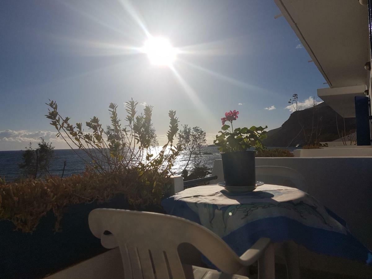 Taverna Akrogiali Loutró Extérieur photo